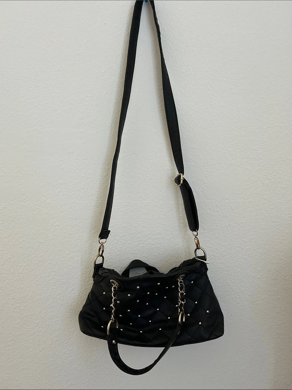 Black Quilted Chain-Handle Shoulder Bag - Picture 3 of 7